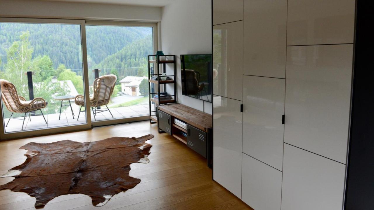 Chasa Rachoegna Scuol Luaran gambar