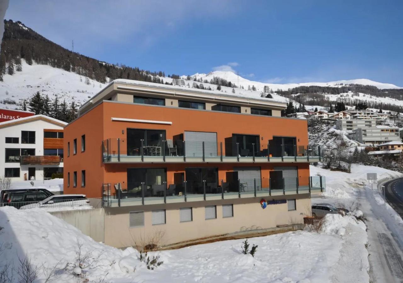Chasa Rachoegna Scuol Luaran gambar